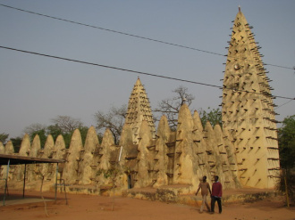 01 La Grande Mosquee De Bobo Dioulasso